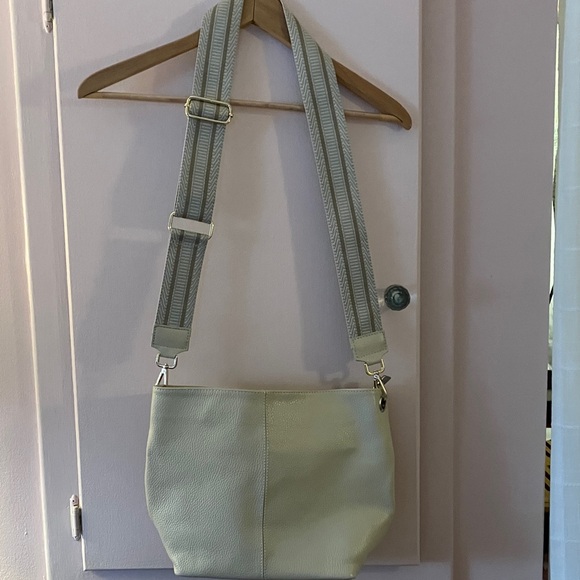 Handbags - Elegant Italian Leather Cream Shoulder Bag from Florence Italy